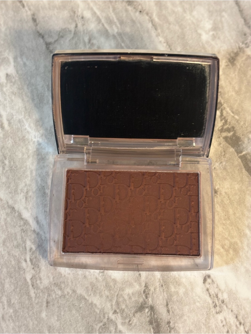 Dior rosy glow blush 020 mahogany - Picture 5 of 5